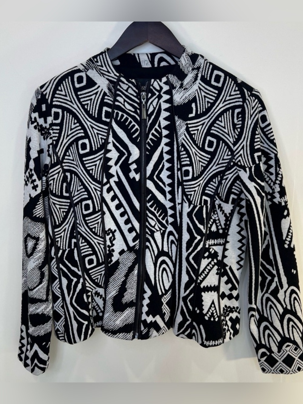 Frank Lyman Design Black White Ikat Faux Leather Knit Blazer Jacket Size 8
